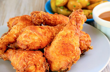 How To Reheat Fried Chicken So That It Stays Deliciously Yum