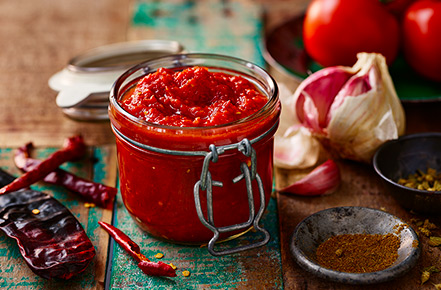 tomato paste substitute to make chilli thicker